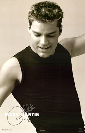 Ricky Martin posing hot