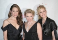Dixie Chicks posing at the red carpet