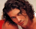 Antonio Banderas  looks sexy