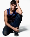 Ashton Kutcher looks very sexy