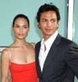 Benjamin Bratt looks sexy with his girlfriend