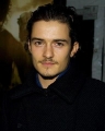 Orlando Bloom looks sexy