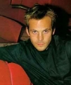 Stephen Dorff posing sexy