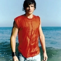 Tom Welling looks hot