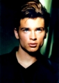 Tom Welling looks hot