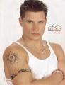 Nick Lachey posing hot